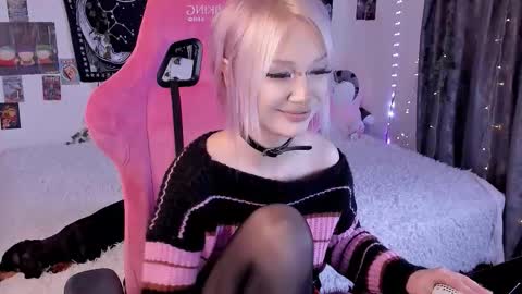 Martha online show from December 15, 6:24 pm