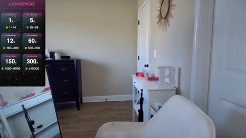 brookebee online show from December 31, 8:02 pm