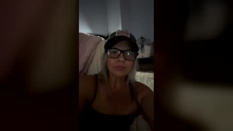 brookespencer12081 online show from April 16, 3:18 am