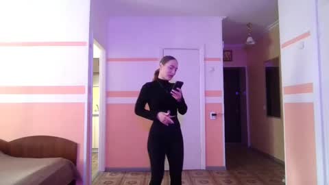 Lina online show from May 31, 8:09 am