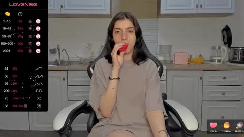 broosnica1 online show from February 14, 10:17 am