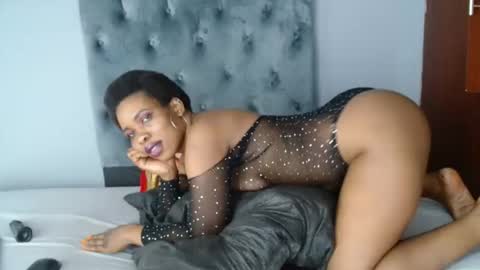 brownsugarxxxxx online show from December 1, 1:53 am