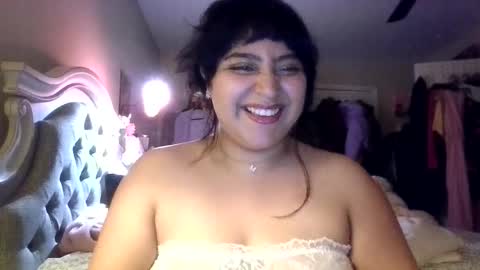 brujerita_dmota online show from March 5, 4:19 am