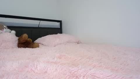 Queen Lola XXX online show from March 15, 1:18 am