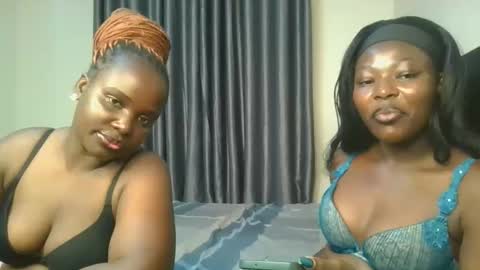 Bubbly online show from November 22, 11:29 pm