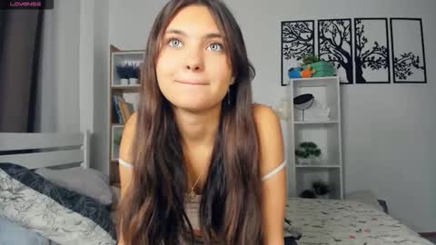 Aria online show from October 15, 9:12 am