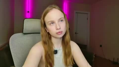 Mary online show from July 22, 3:46 pm