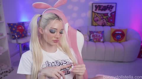 Snapshot of bunnydollstella chatting on September 30, 12:16 am Stella online show from September 30, 12:16 am