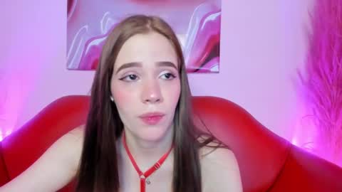 Snapshot of bunnyleahxxx chatting on January 7, 7:17 pm ANASTASIA online show from January 7, 7:17 pm