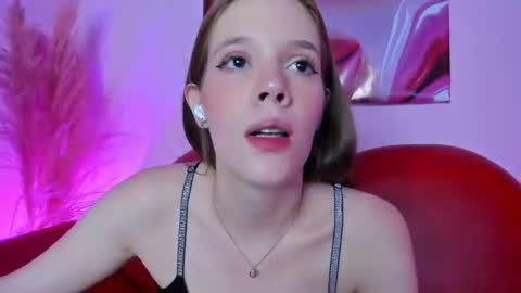 Snapshot of bunnyleahxxx chatting on January 18, 8:30 pm ANASTASIA online show from January 18, 8:30 pm