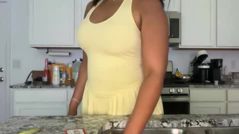 Buns Bunny Princess online show from June 12, 1:13 am