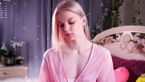 Jessica online show from March 29, 4:39 pm