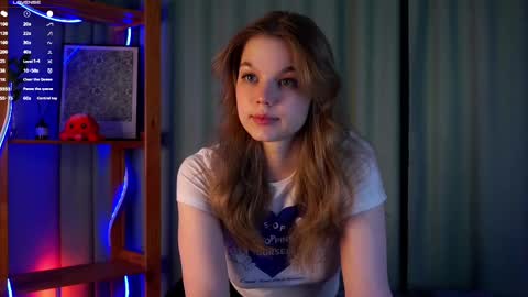 Snapshot of burnletitallburn chatting on February 9, 1:25 pm Jessica online show from February 9, 1:25 pm