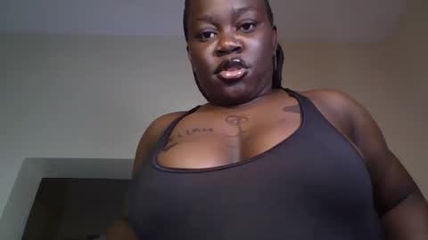 Snapshot of busty_mellons chatting on September 24, 6:34 am busty_mellons online show from September 24, 6:34 am