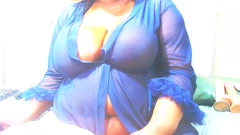 bustymaturestepmum online show from May 11, 2:45 pm