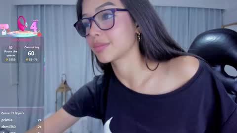 Snapshot of caaty7 chatting on October 12, 8:22 pm Caaty online show from October 12, 8:22 pm