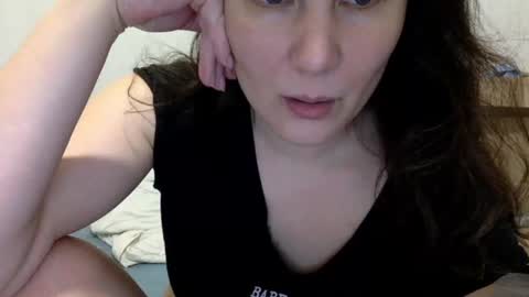 Lamb online show from December 1, 7:05 pm