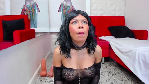 Snapshot of cailynbrowm chatting on January 24, 2:49 am CailynBrown online show from January 24, 2:49 am