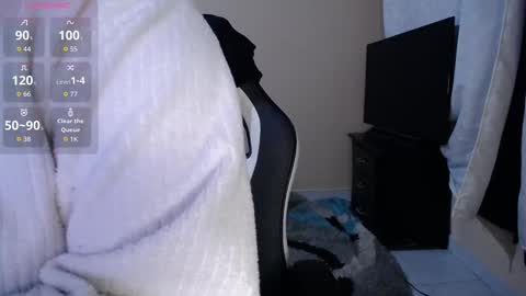 Snapshot of caliope_goddess1 chatting on October 2, 10:09 am caliope_goddess1 online show from October 2, 10:09 am