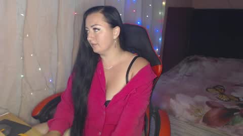 Shaya online show from May 22, 5:44 pm
