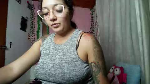 paula online show from March 24, 2:06 am