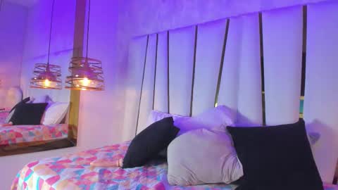 cameron_hearts online show from March 29, 12:37 pm