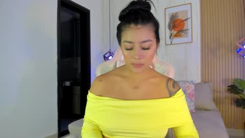 Cameron  online show from December 16, 8:15 pm