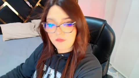 Camila Osorio online show from April 20, 7:28 pm