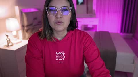 Camila buitrago online show from December 11, 11:43 pm