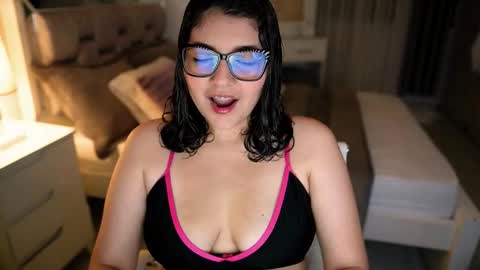 Camila buitrago online show from October 23, 2:06 am