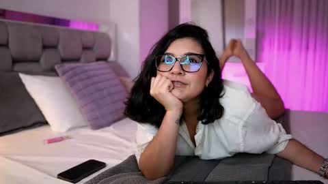 Camila buitrago online show from October 1, 3:22 am