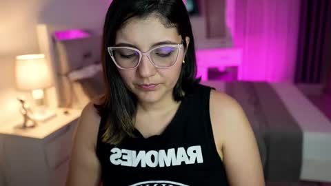 Camila buitrago online show from February 14, 1:02 am