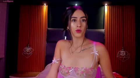 Snapshot of camila_martinez9 chatting on September 12, 11:50 am camila_martinez9 online show from September 12, 11:50 am