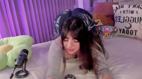 Snapshot of camila_matinez_ chatting on January 5, 11:12 pm Camila online show from January 5, 11:12 pm