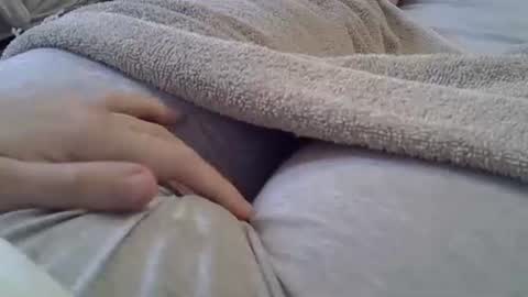 flash 50 tokens BIG CLIT  tits pussy. masturbation big clit 150 tokens fingers inside pussy 1000 tk  pump big clit 300 tk online show from February 21, 7:14 pm