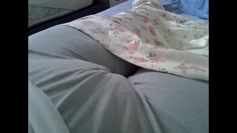 flash 50 tokens BIG CLIT  tits pussy. masturbation big clit 150 tokens fingers inside pussy 1000 tk  pump big clit 300 tk online show from March 11, 1:01 pm