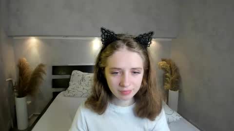 Camilla online show from October 9, 1:21 am