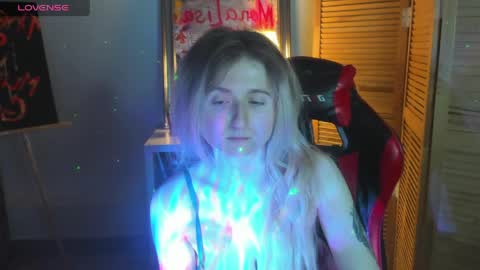 camilladreamer online show from April 2, 10:40 pm