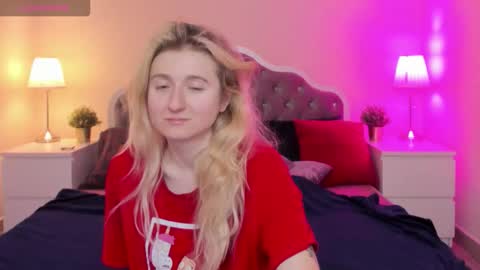 camilladreamer online show from November 17, 9:59 pm