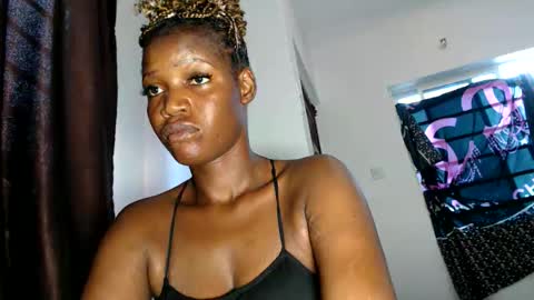 camillasoofine online show from May 28, 11:41 am