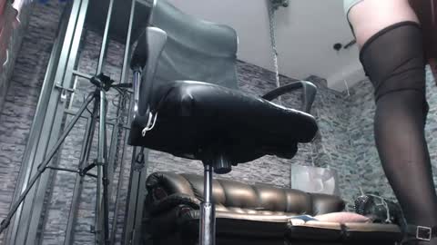 Camille online show from February 4, 10:45 pm