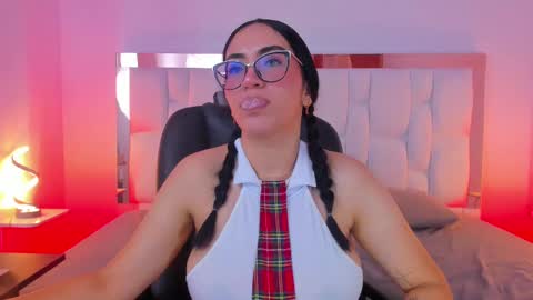 Camille online show from September 26, 3:31 pm