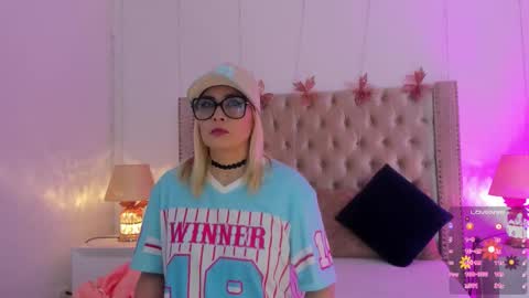 Candie  online show from February 23, 12:59 pm