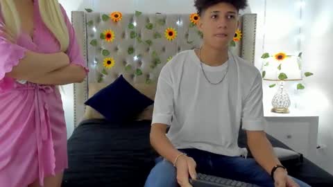 Snapshot of candiegilson__ chatting on February 27, 12:23 pm Candie online show from February 27, 12:23 pm