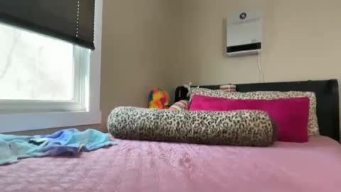 Candi may online show from April 21, 2:13 pm