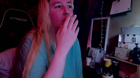 Candi online show from August 6, 12:06 am
