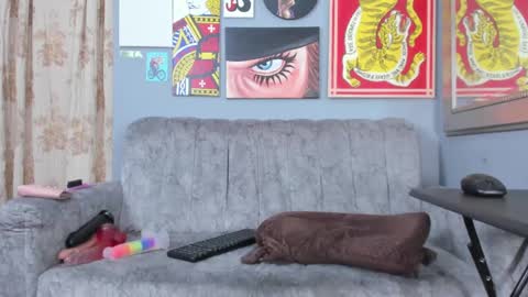 Snapshot of candy_biitch chatting on October 10, 2:44 pm Candy biitch online show from October 10, 2:44 pm
