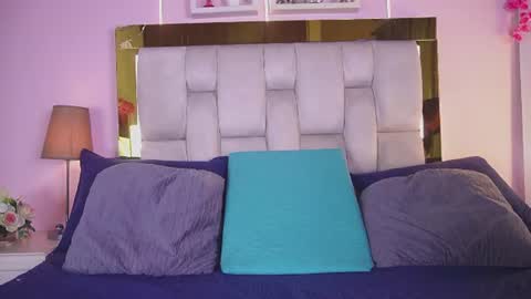 Paula 3 online show from July 28, 7:04 pm