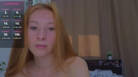 candy_flosse online show from September 23, 9:40 am