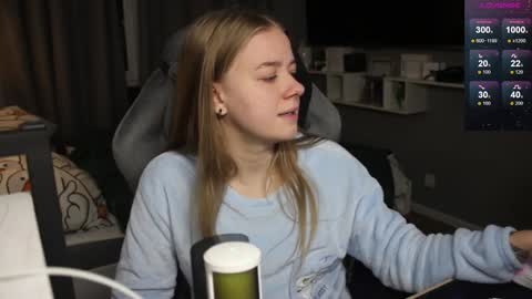 Megan online show from December 9, 5:08 pm